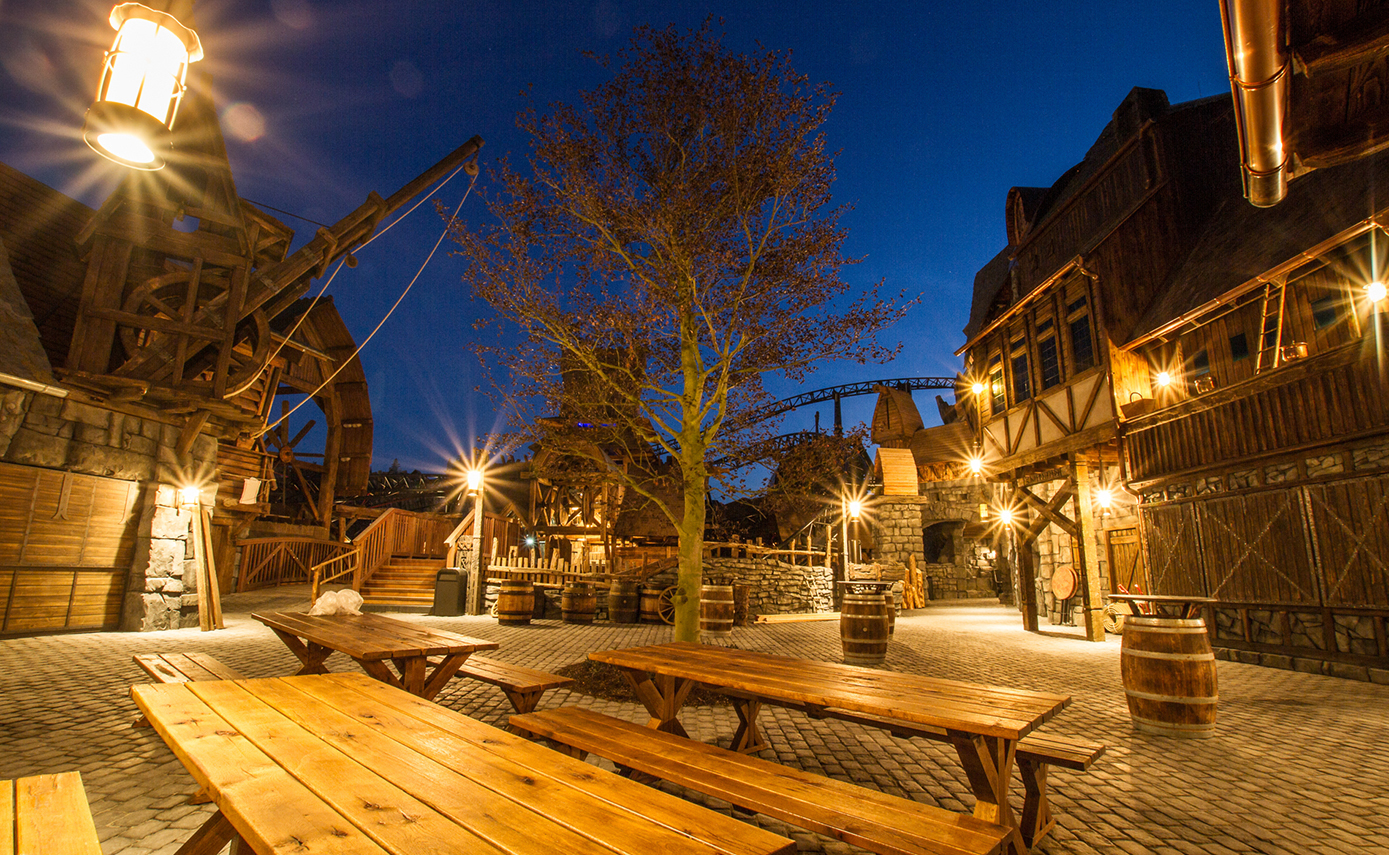 Referenzbild vom Phantasialand in Brühl, Außenbeleuchtung