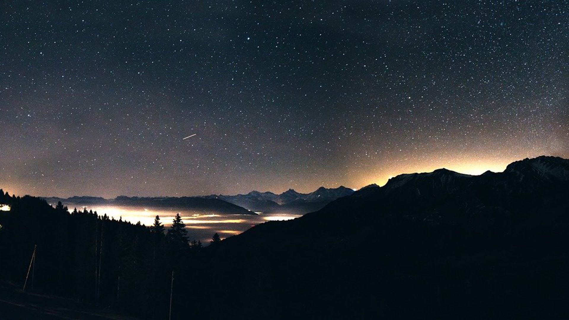 Light pollution, light smog, lighting, metropolitan areas, light and the environment,LED and the environment, night sky, city lighting, city night sky, effects of light smog, effects of light pollution, flora and fauna light, light in the garden, starry sky at night, view at night, stars