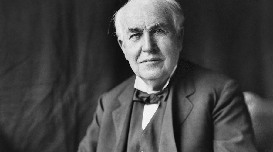 Thomas Alva Edison, Glühbirne, Glühlampe, Haushaltsstrom, Nutzung der Glühlampe, elektrisches Licht, Erfindung der Glühbirne