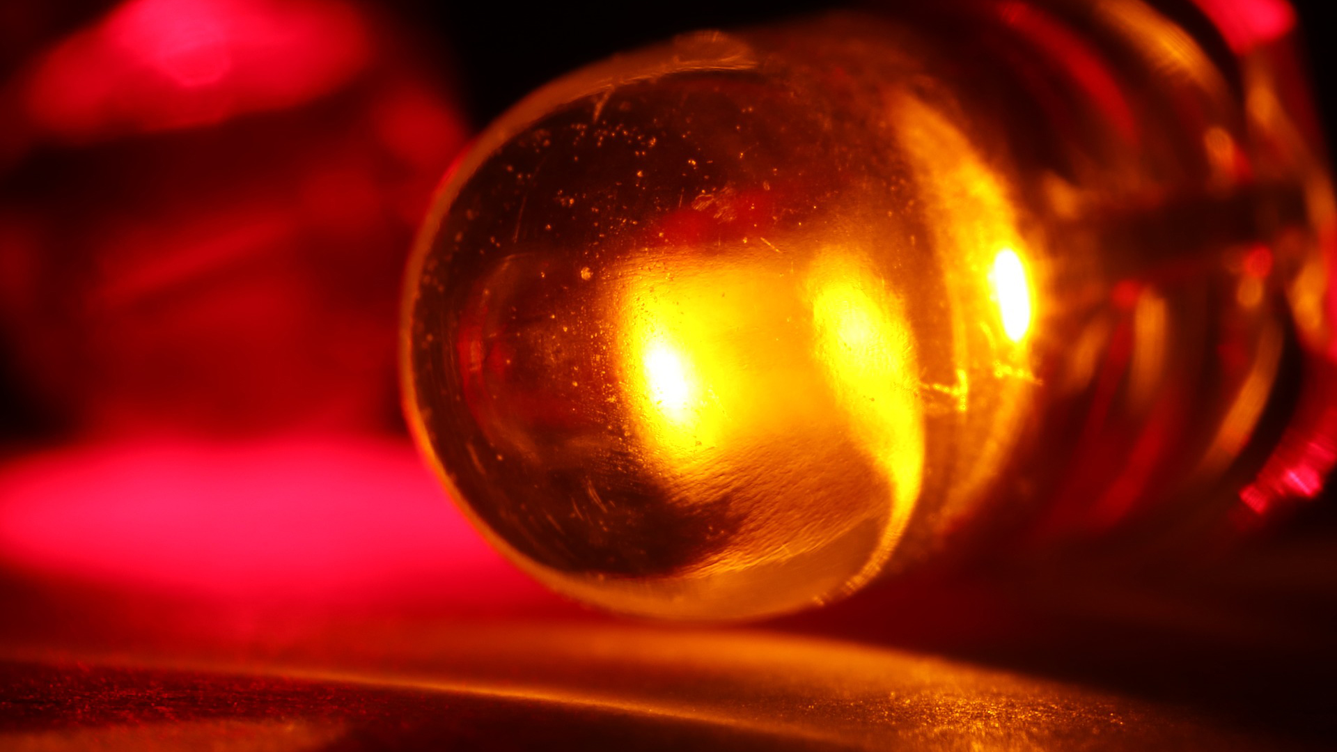 LED, diode électroluminescente, invention de la LED, histoire de la LED, histoire de la LED, diode électroluminescente